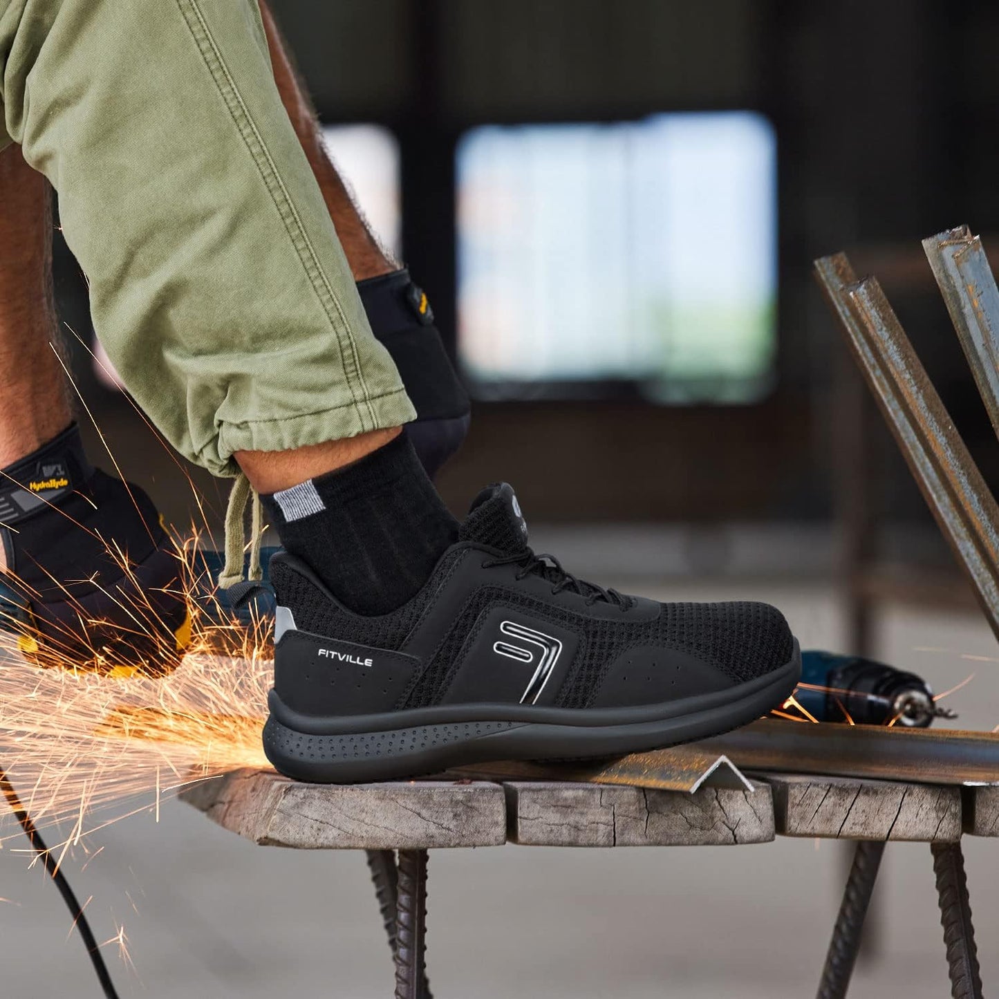 FitVille Tenis anchos con punta de acero para hombres