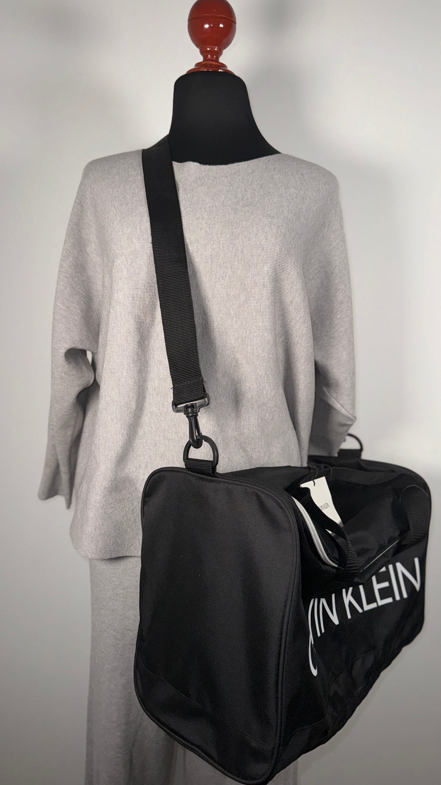 Calvin Klein Maleta