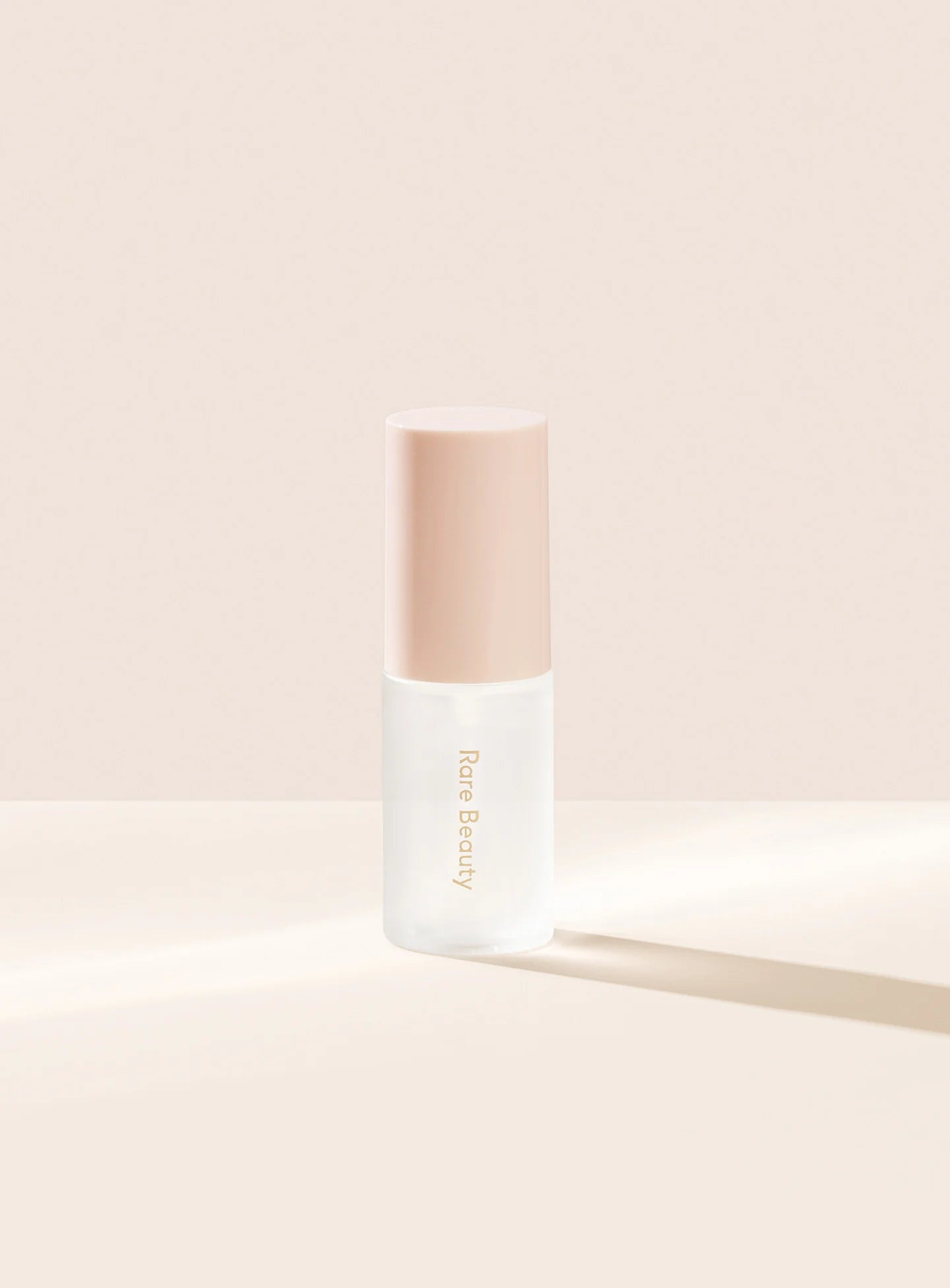 Rare beauty- spray fijador