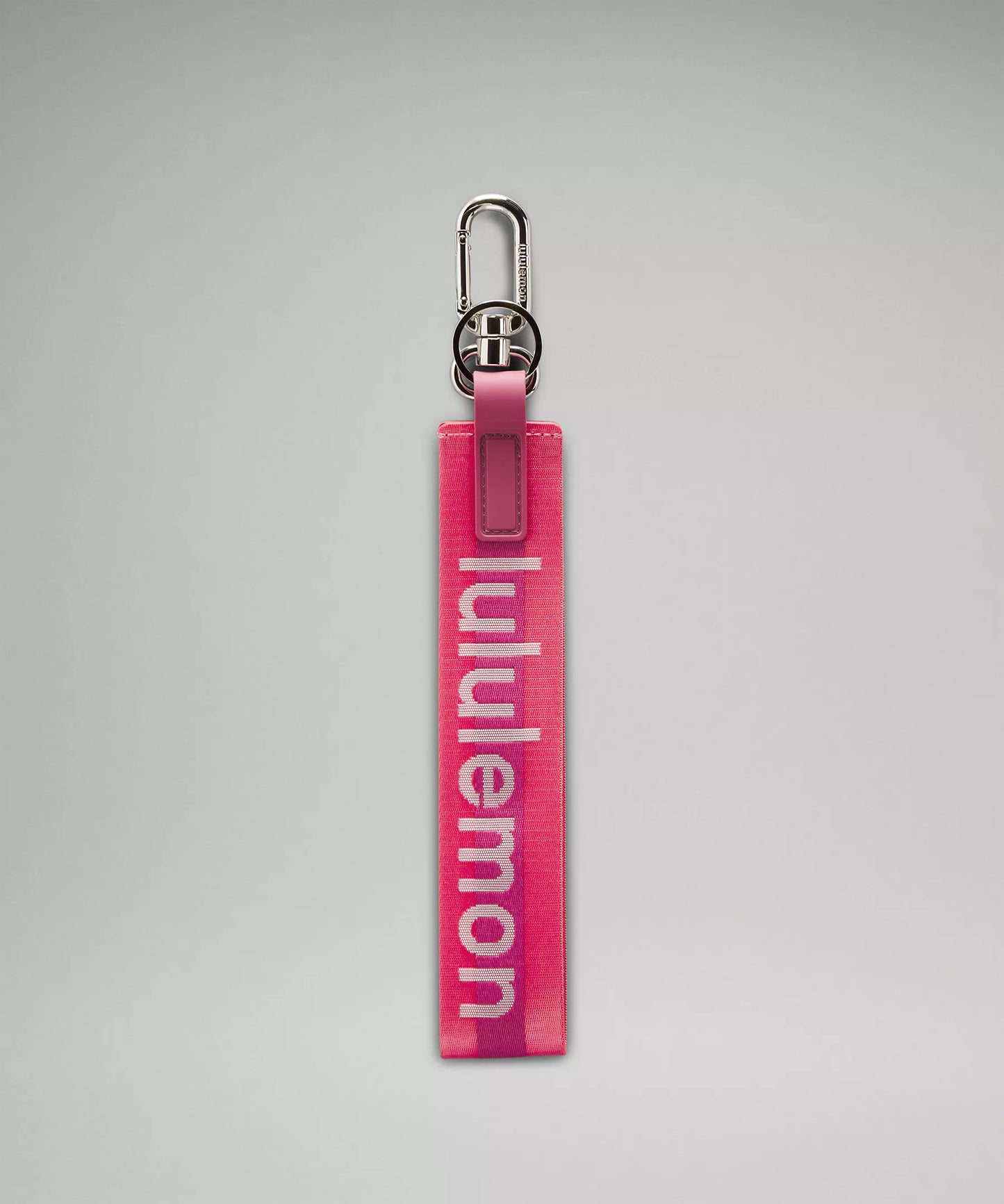 Lululemon llavero never lost keychain