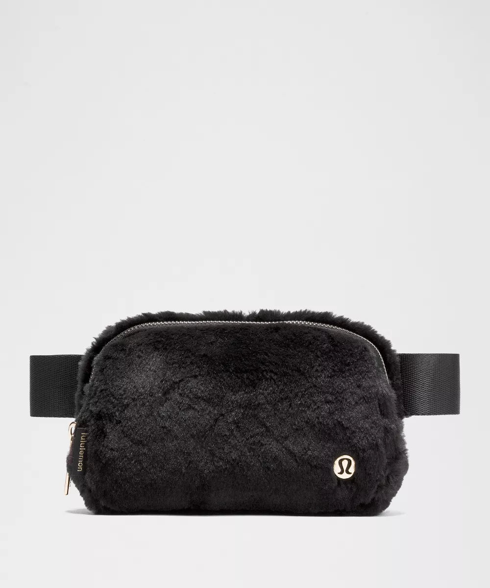 Lululemon All day Belt bag cangurera peluche negra