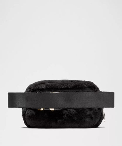 Lululemon All day Belt bag cangurera peluche negra