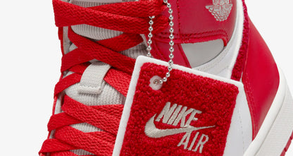 Nike Air Jordan 1 Varsity Red