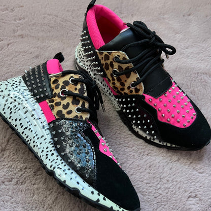 Steve Madden Tenis con Estoperoles